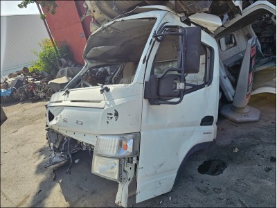 Mitsubishi Fuso Euro 5 Sol Kapı