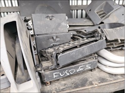 Mitsubishi Fuso Euro 5 Bardaklık