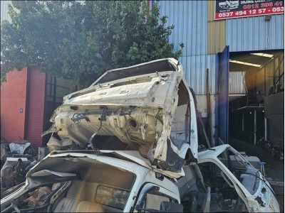 Mitsubishi Fuso Euro 5 Çıkma Kabin Kupa